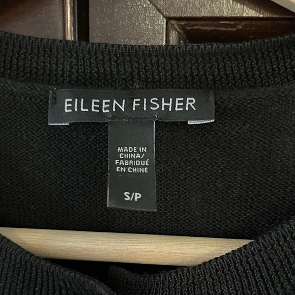 Eileen Fisher Women’s Small Petite Black Linen/Cotton Blend Button-Up Cardigan - Picture 2 of 4